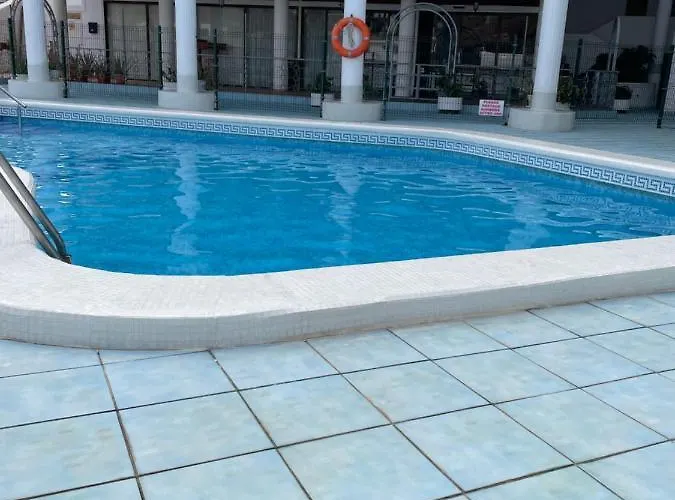 1 Bedroom With Stunning Sea View Daire Arona (Tenerife)
