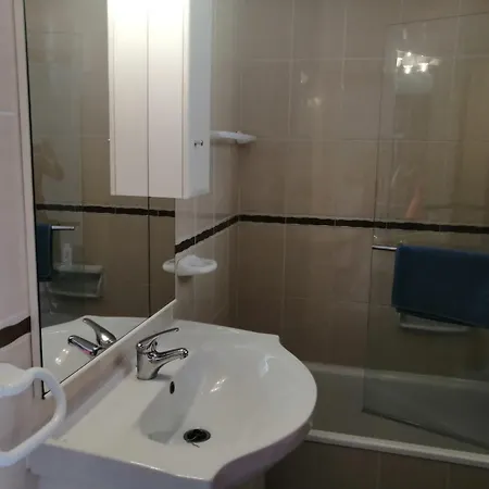 Apartmán 1 Bedroom With Stunning Sea View *