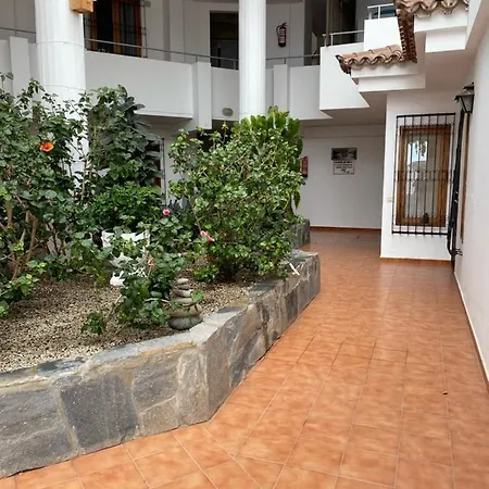 Apartmán 1 Bedroom With Stunning Sea View
