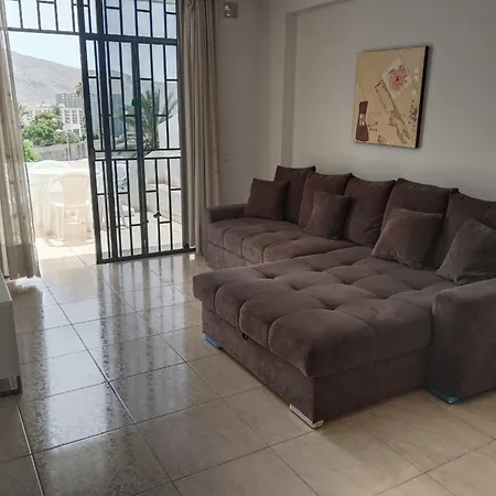 1 Bedroom With Stunning Sea View Apartmán