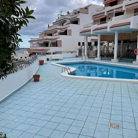1 Bedroom With Stunning Sea View Arona